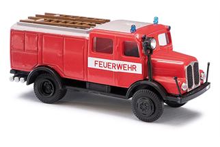 Busch/ESPEWE H0 IFA S4000 TLF, Feuerwehr mit Bauchbinde und RKL