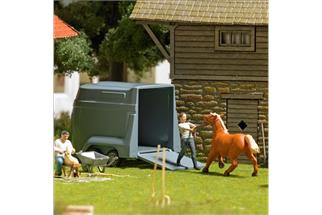 Busch H0 Action Set Störrisches Pony