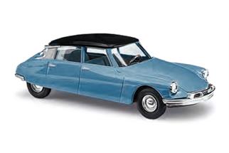 Busch H0 Citroen DS 19, blau/schwarz *werkseitig ausverkauft*