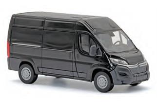 Busch H0 Citroen Jumper Kastenwagen, schwarz