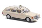 Busch H0 MB W123 T-Modell, Taxi mit Fahrerfigur