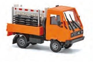 Busch H0 Multicar M26, mit Schrankenzäunen