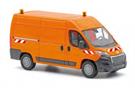Busch H0 Peugeot Boxer Kastenwagen, orange