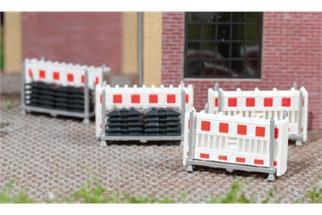 Busch H0 Transportgestelle mit Schrankenzäunen