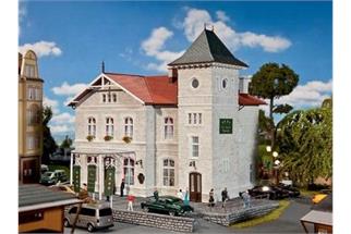 Faller H0 Hotel mit Gourmetrestaurant