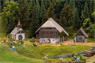 Faller H0 Speicher, Hofkapelle und Backhaus