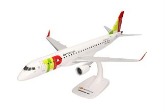 Herpa 1:100 TAP Express Embraer E195, CS-TTY Lisboa