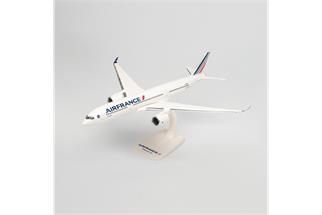 Herpa 1:200 Air France Airbus A350-900, 2021 livery, F-HTYM Fort-de-France