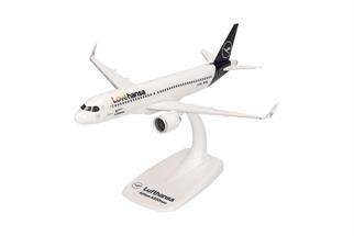 Herpa 1:200 Lufthansa Airbus A320neo, Lovehansa, D-AINY Lingen