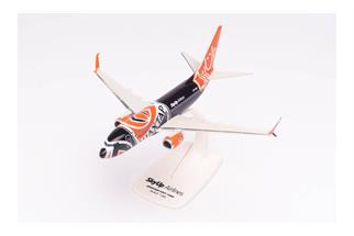 Herpa 1:200 SkyUp Airlines Boeing 737-700, UR-SQE Shaktar Donetsk