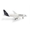 Herpa 1:500 Lufthansa Airbus A319, new colors, D-AIBE Schönefeld