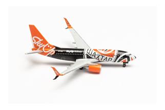 Herpa 1:500 SkyUp Boeing 737-700, UR-SQE Shaktar Donetsk