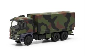 Herpa H0 MB Arocs 6x6 Pritsche/Plane, dekoriert