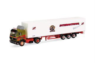 Herpa H0 MB SK '88 Koffer-Sattelzug, Uwe Harms International