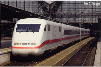 LS Models H0 (DC) DB ICE 1 mit Schweiz Ausrüstung, Set 2 mit Bvmz/Bvmz/Bvmz