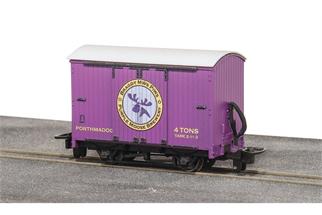 Peco 00-9 Ffestiniog Railway Box Van, Purple Moose Brewery