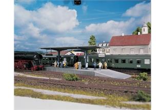 Piko H0 Bahnsteig Burgstein