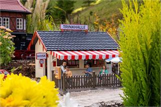 Pola G Kiosk mit Biergarten
