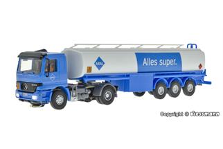 Viessmann H0 CarMotion MB Actros Tanksattelzug, ARAL