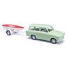 Busch H0 Trabant P601 Universal Kombi, mit Bootsanhänger