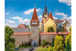 Faller N Altstadtturm mit Mauer