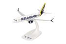 Herpa 1:200 Icelandair Boeing 737 Max 8, yellow tail stripe, TF-ICY Látrabjarg