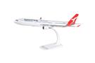 Herpa 1:200 Qantas Airbus A330-300 - new 2016 colors VH-QPJ