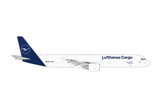 Herpa 1:500 Lufthansa Cargo Airbus A321P2F, D-AEUI Dia dhuit Ireland