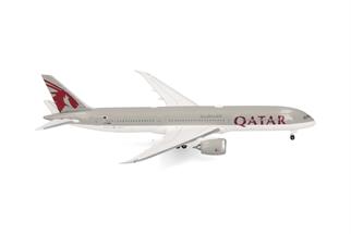Herpa 1:500 Qatar Airways Boeing 787-9 Dreamliner, A7-BHO