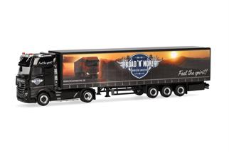 Herpa H0 MB Actros L Gigaspace Gardinenplanen-SZ, RNM-Showtruck / Hintzen