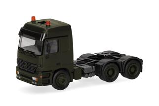 Herpa H0 MB Actros L MP1 Zugmaschine, Belgische Armee - olivgrün
