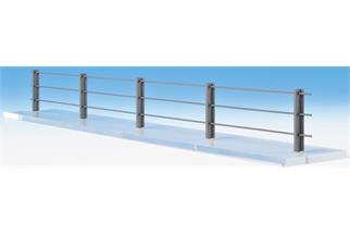 Weinert 0 Zaun aus Schienenprofilen