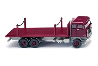 Wiking H0 Volvo F88 Rungenpritschen-LKW, weinrot
