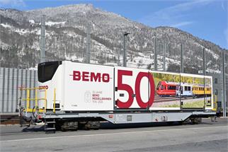 Bemo H0 (AC) RhB Containertragwagen Sb 65616, 50 Jahre BEMO