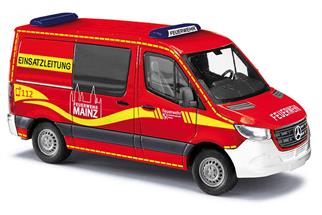 Busch H0 MB Sprinter kurz, Feuerwehr Mainz