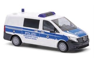 Busch H0 MB Vito, Bundespolizei - gemeinsame Streife