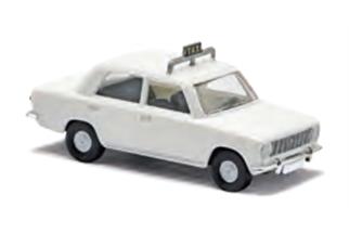 Busch TT Lada, Taxi - weiss