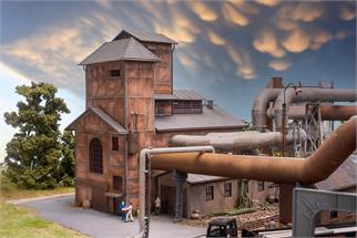 Faller H0 Gebläsehalle mit Rohrleitungen