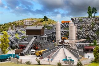 Faller N Betonmischwerk mit Kies-Verladesilo