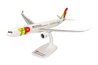 Herpa 1:200 TAP Air Portugal Airbus A330-900neo, CS-TUA D. Maria I