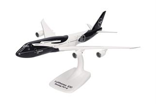 Herpa 1:250 Lufthansa Boeing 747-8 Intercontinental, 100 Jahre, D-ABYN Niedersachsen