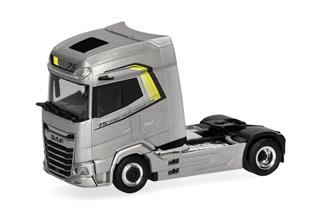 Herpa H0 DAF XG+ Zugmaschine 2achs, silbermetallic - 75 Jahre Truck Production