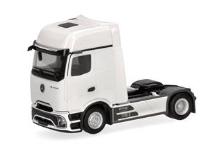 Herpa H0 MB Actros L ProCabin Gigaspace Zugmaschine, weiss