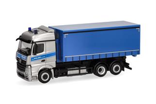 Herpa H0 MB Actros Streamspace WLF-LKW, Bereitschaftspolizei Mecklenburg-Vorpommern