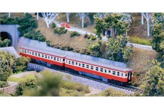 Kato N JNR Dieseltriebzug KiHa 20, orange/beige, 2-tlg.