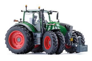 Wiking 1 Fendt Vario 726 Row crop tires