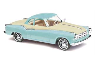 Busch H0 Borgward Isabella Coupé, zweifarbig blau/creme