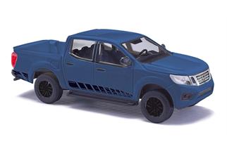 Busch H0 Nissan Navara N-Guard, blau