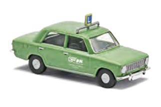 Busch TT Lada, Fahrschule