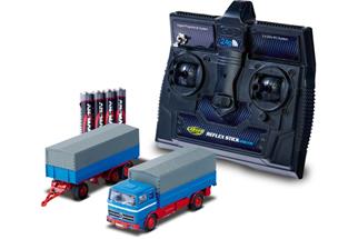 Carson H0 (RC) MB 1620 Plane mit Anhänger